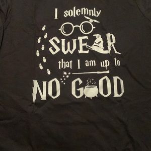 Boy hairy pottery shirt never worn